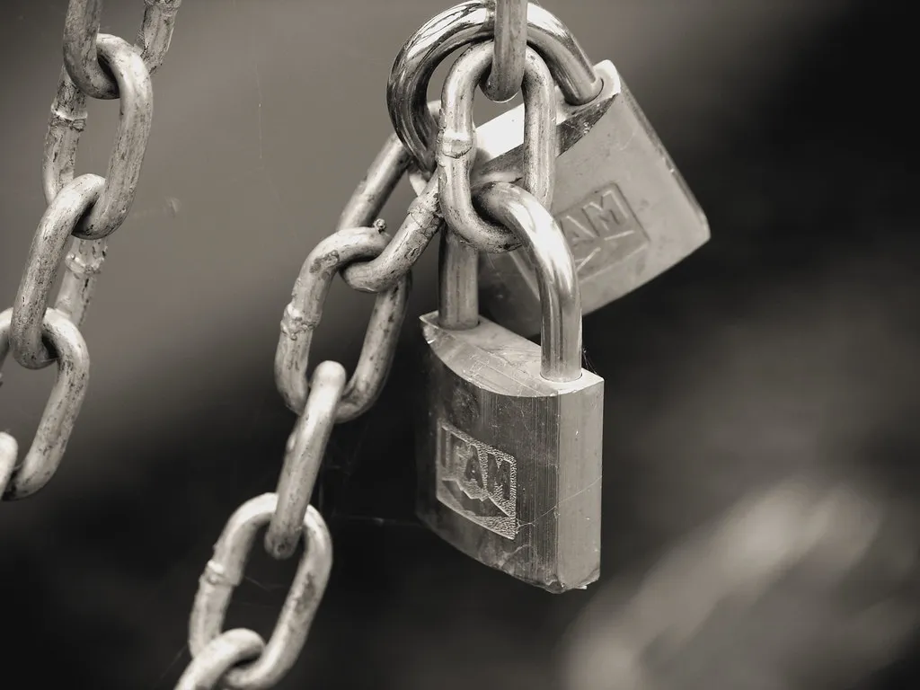 보안 자물쇠 — 알고 쓰면 안전한 AI 에이전트